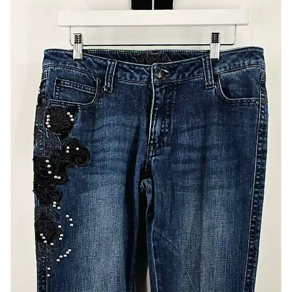 Wrangler Rock 47 Jeans Size 9 Women's Mid-Rise Embroidered‎ Designs Bootcut Leg - Picture 4 of 13